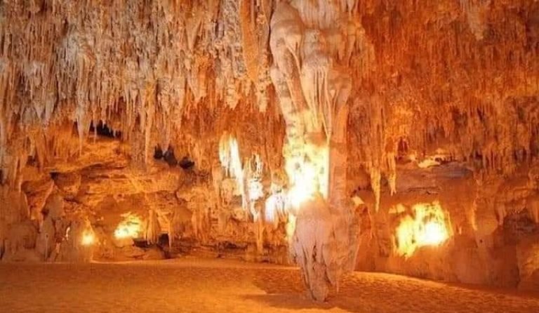 White Desert Tour (Djara Cave Tour)