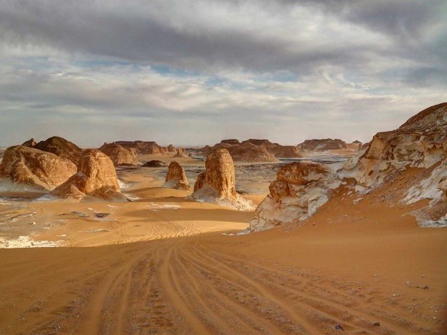 Day 1 - From Cairo to Bahariya Oasis