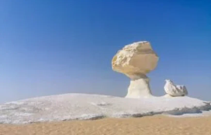 White Desert Overnight tour from Cairo